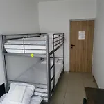 Bed & Breakfast Rooms4rest Popularna - Private For Tourists *