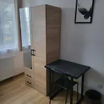 住宿加早餐酒店 Rooms4rest Popularna - Private For Tourists *