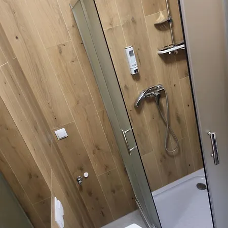 Rooms4rest Popularna - Private For Tourists Отель типа 