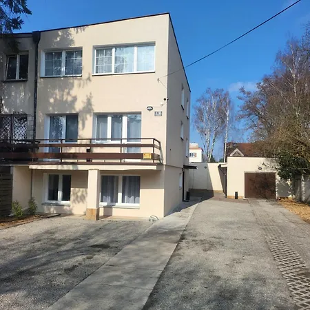 Rooms4rest Popularna - Private For Tourists Nocleg ze śniadaniem Warszawa