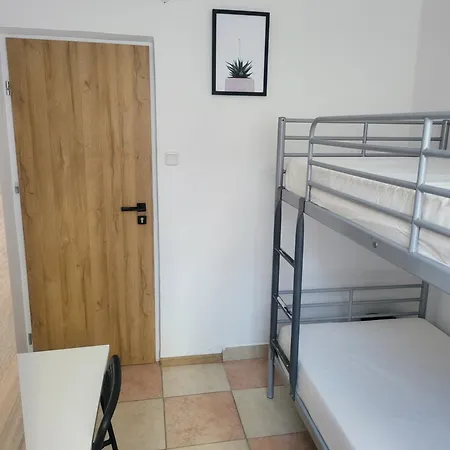 Rooms4rest Popularna - Private For Tourists - Atr Consulting Sp, Z O,o, Отель типа 