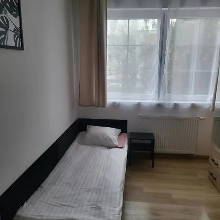 Rooms4rest Popularna - Private For Tourists Nocleg ze śniadaniem Warszawa