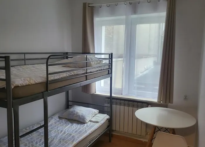 Rooms4rest Popularna - Private For Tourists Nocleg ze śniadaniem *