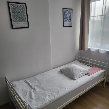 Rooms4rest Popularna - Private For Tourists