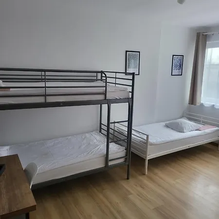 Rooms4rest Popularna - Private For Tourists Couette-café *